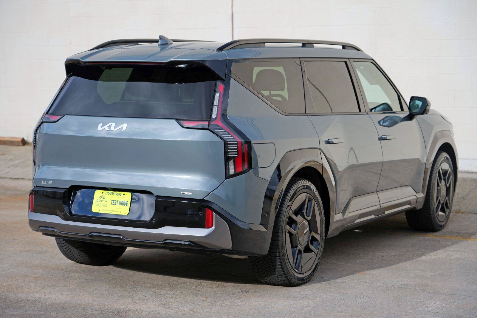 Used 2024 Kia EV9 GT-Line AWD/4WD image 55