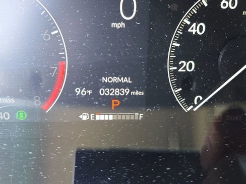 Used 2023 Honda HR-V EX-L image 29