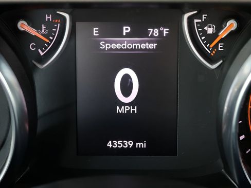 Used 2023 Jeep Wrangler Sport AWD/4WD image 25