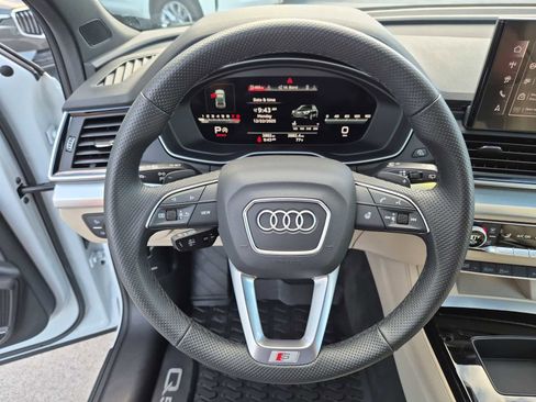 Certified 2025 Audi Q5 2.0T Premium Plus image 20