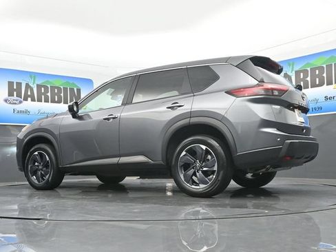 Used 2025 Nissan Rogue SV FWD image 20