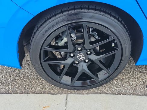 Used 2024 Honda Civic Sport image 11