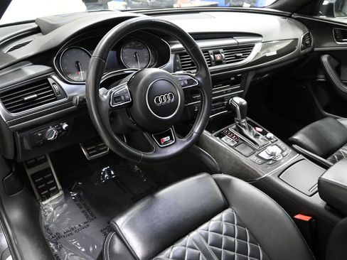 Used 2018 Audi S6 Prestige w/ S Sport Package image 8
