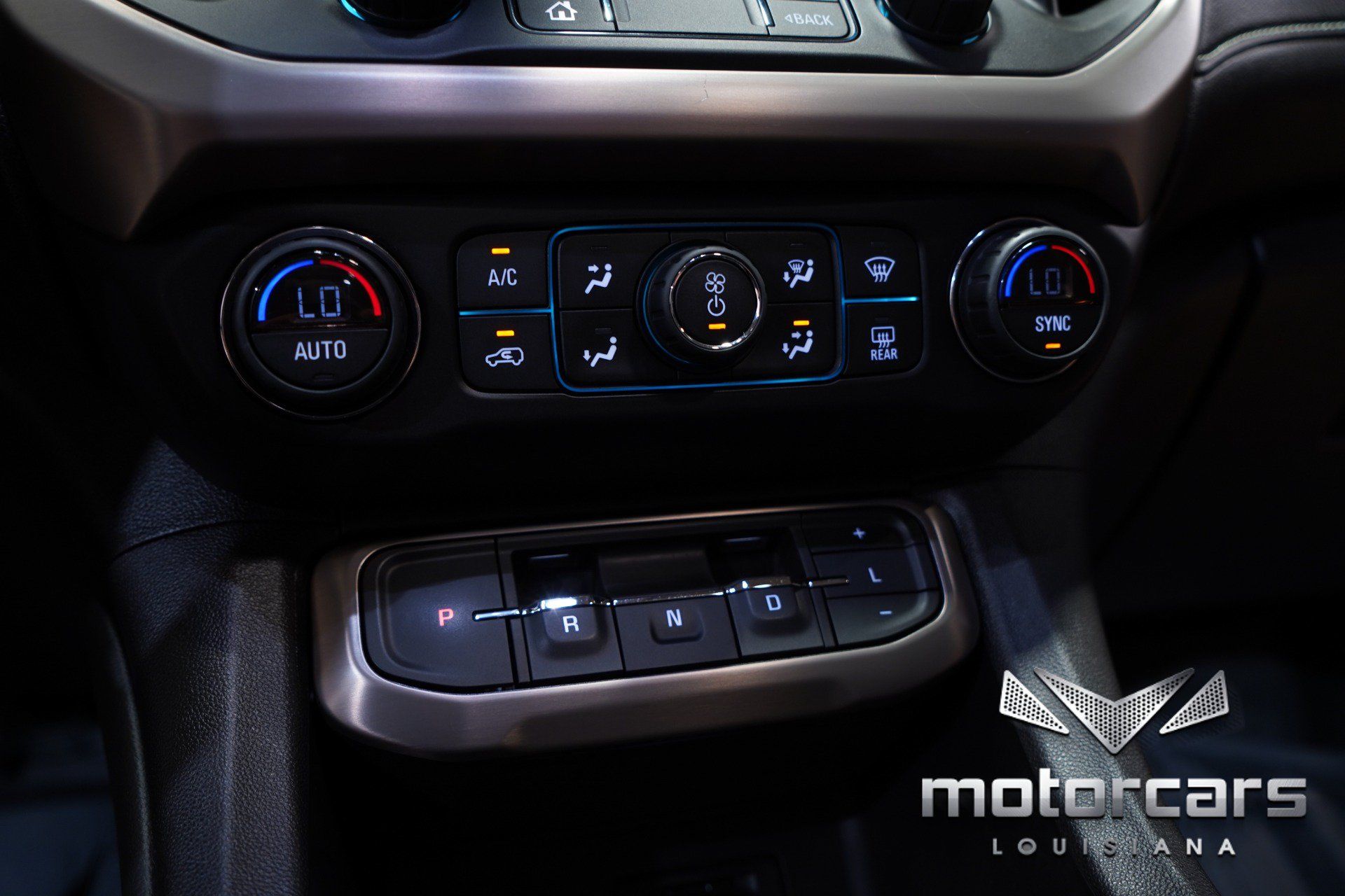 Used 2021 GMC Acadia Denali w/ Denali Technology Package FWD image 39