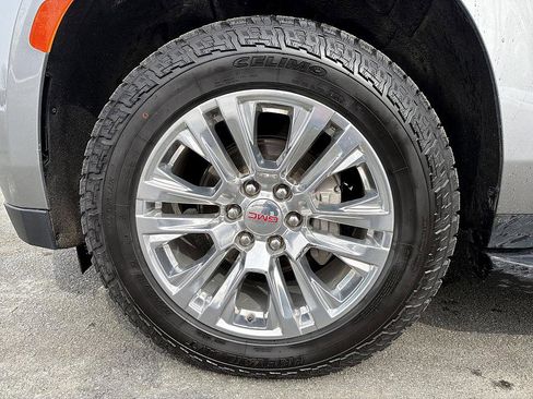Used 2023 GMC Yukon Denali image 8