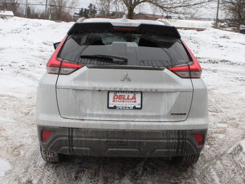 New 2026 Mitsubishi Eclipse Cross Black Edition image 6