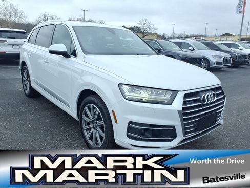 Used 2018 Audi Q7 3.0T Prestige image 1