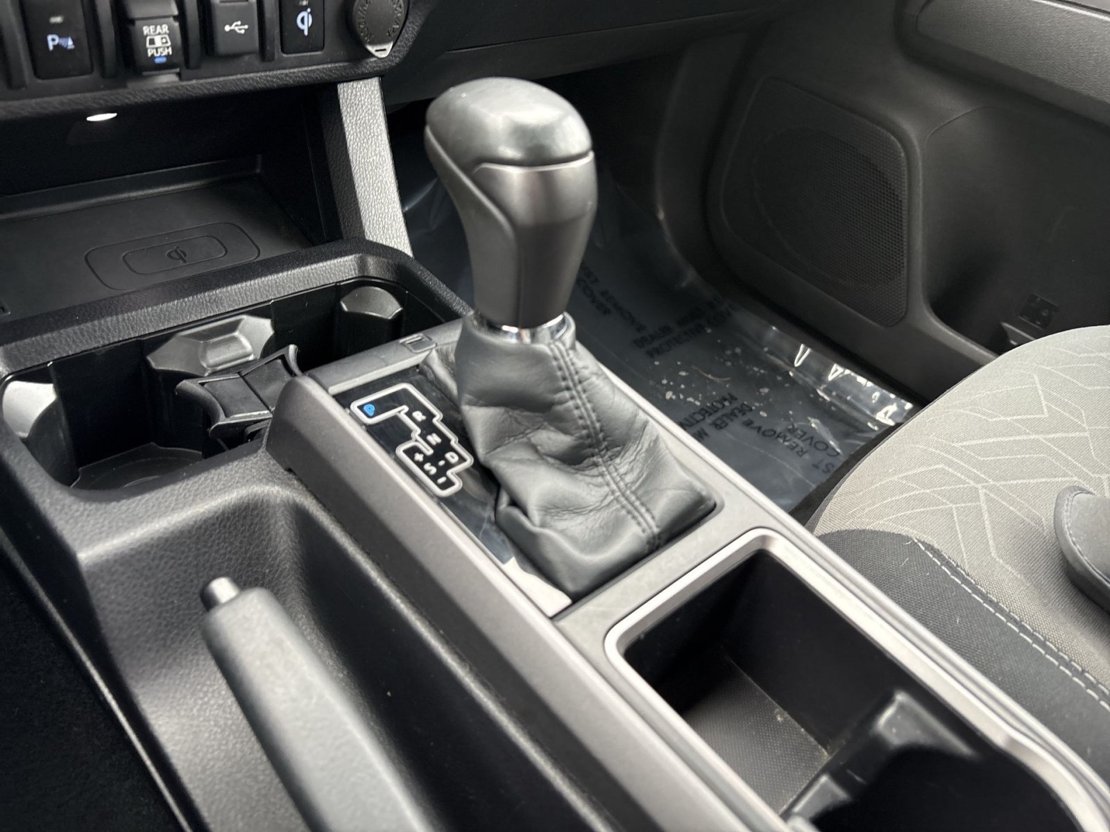 Used 2021 Toyota Tacoma TRD Off-Road w/ Technology Package AWD/4WD image 21