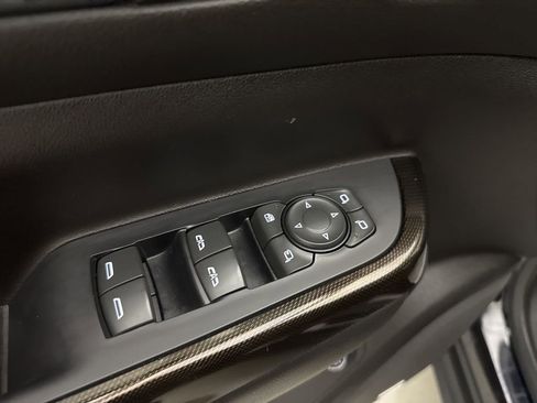 Used 2022 GMC Acadia AT4 w/ Preferred Package AWD/4WD image 27