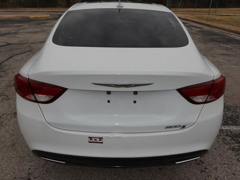 Used 2015 Chrysler 200 S w/ Navigation & Sound Group I image 6