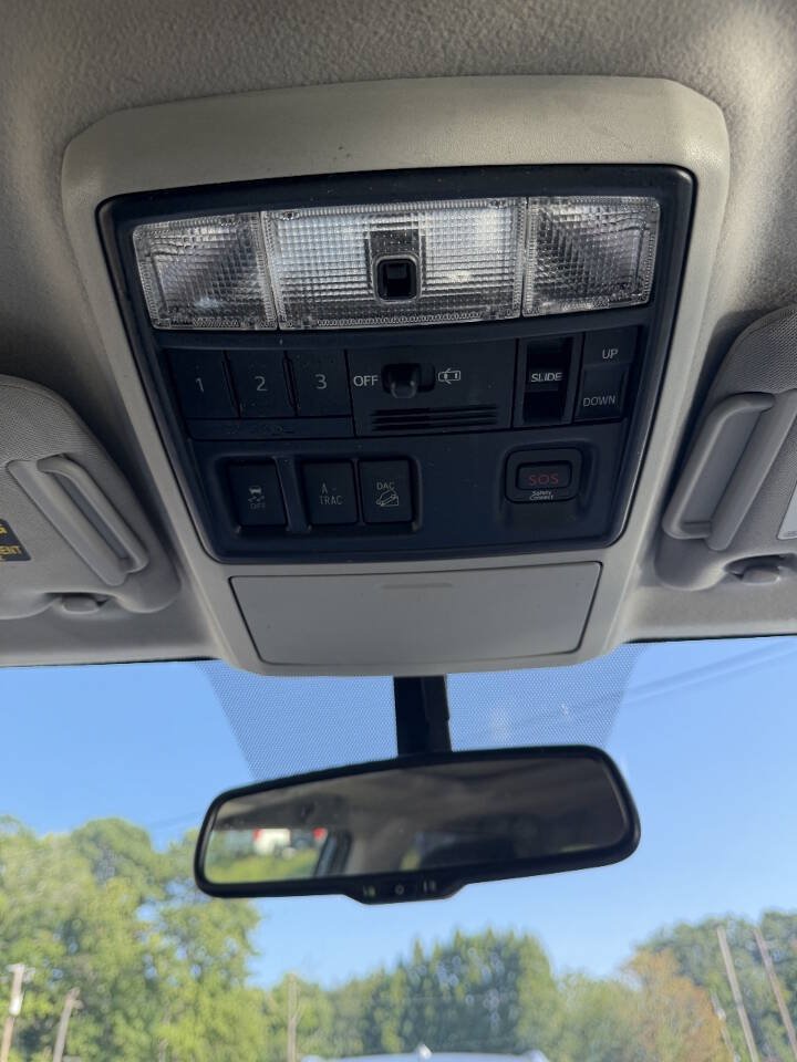 Used 2014 Toyota 4Runner Limited AWD/4WD image 28