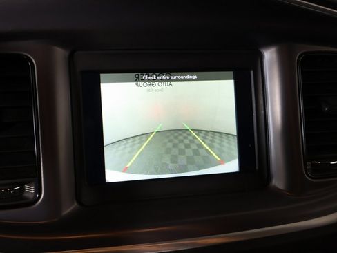 Used 2020 Dodge Charger SXT w/ Blacktop Package image 6