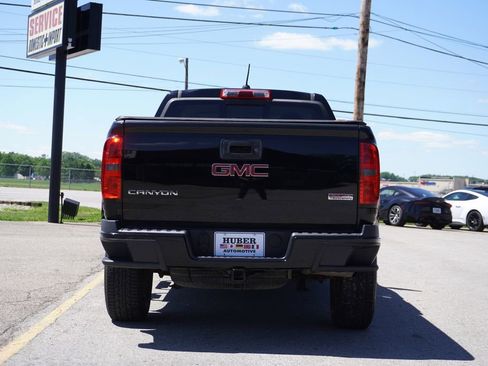 Used 2017 GMC Canyon SLE w/ All Terrain X Package AWD/4WD image 6