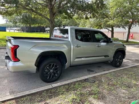 Used 2024 Toyota Tundra Platinum AWD/4WD image 6