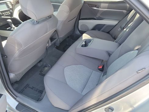 Used 2019 Toyota Camry LE FWD image 25