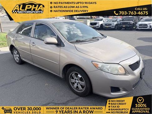 Used 2010 Toyota Corolla LE image 1
