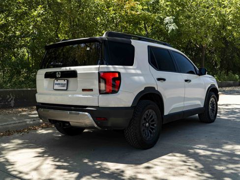 Used 2026 Honda Passport TrailSport image 9