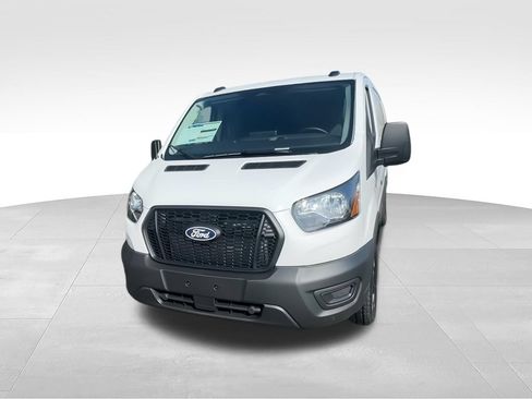 New 2026 Ford Transit 250 Low Roof RWD image 4