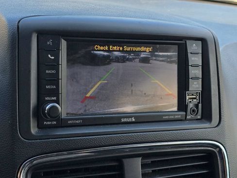 Used 2017 Dodge Grand Caravan SXT FWD image 9