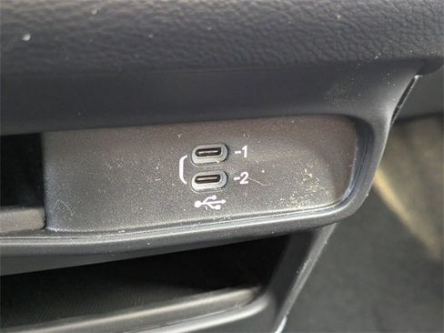 New 2026 Chrysler Voyager LX image 21