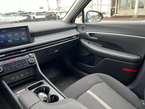 Used 2024 Hyundai Sonata SEL FWD image 30