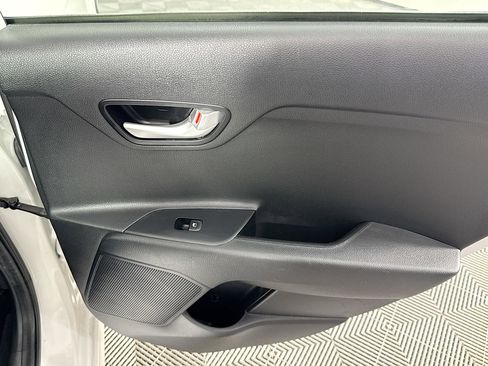 Used 2019 Kia Rio S image 26