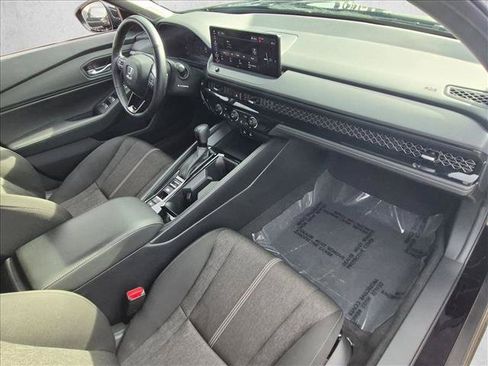 Used 2024 Honda Accord Sport image 21