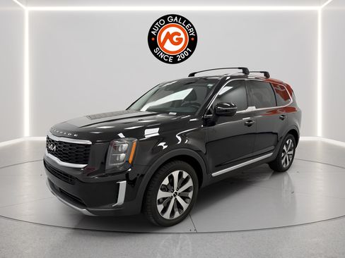 Used 2022 Kia Telluride EX w/ EX Premium Package FWD image 8