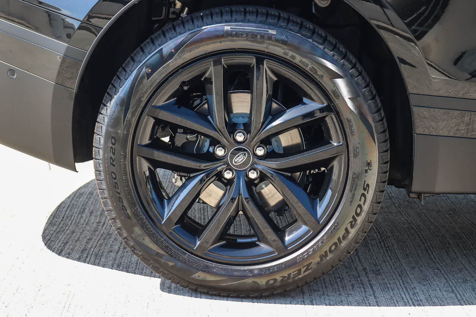 New 2026 Land Rover Range Rover Velar S AWD/4WD image 8