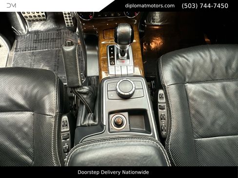 Used 2013 Mercedes-Benz G 550 image 36