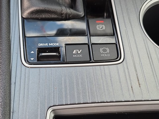 Used 2025 Toyota Sienna XLE FWD image 23