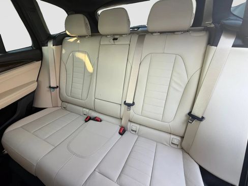 Used 2019 BMW X3 xDrive30i w/ Premium Package AWD/4WD image 15
