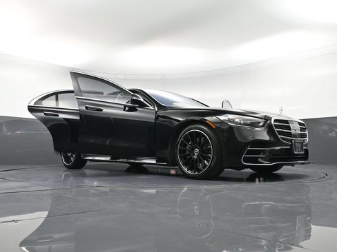 Used 2026 Mercedes-Benz S 580 4MATIC Sedan image 39