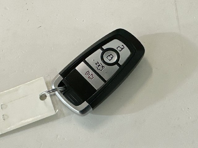 Used 2019 Ford Fusion SE FWD image 33