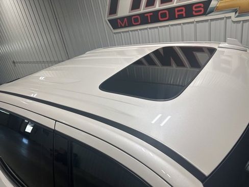 Used 2024 Chevrolet Silverado 1500 High Country w/ High Country Premium Package image 12