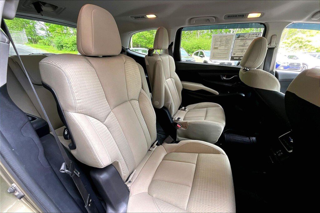 Used 2023 Subaru Ascent Premium w/ Convenience Package AWD/4WD image 15