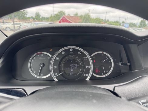 Used 2017 Honda Accord LX image 22