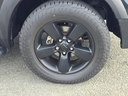 Used 2016 RAM 1500 Express w/ Black Ram 1500 Express Group image 9