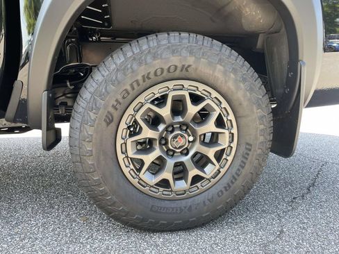 New 2026 Nissan Frontier PRO-4X w/ Pro-4x Convenience Package AWD/4WD image 7
