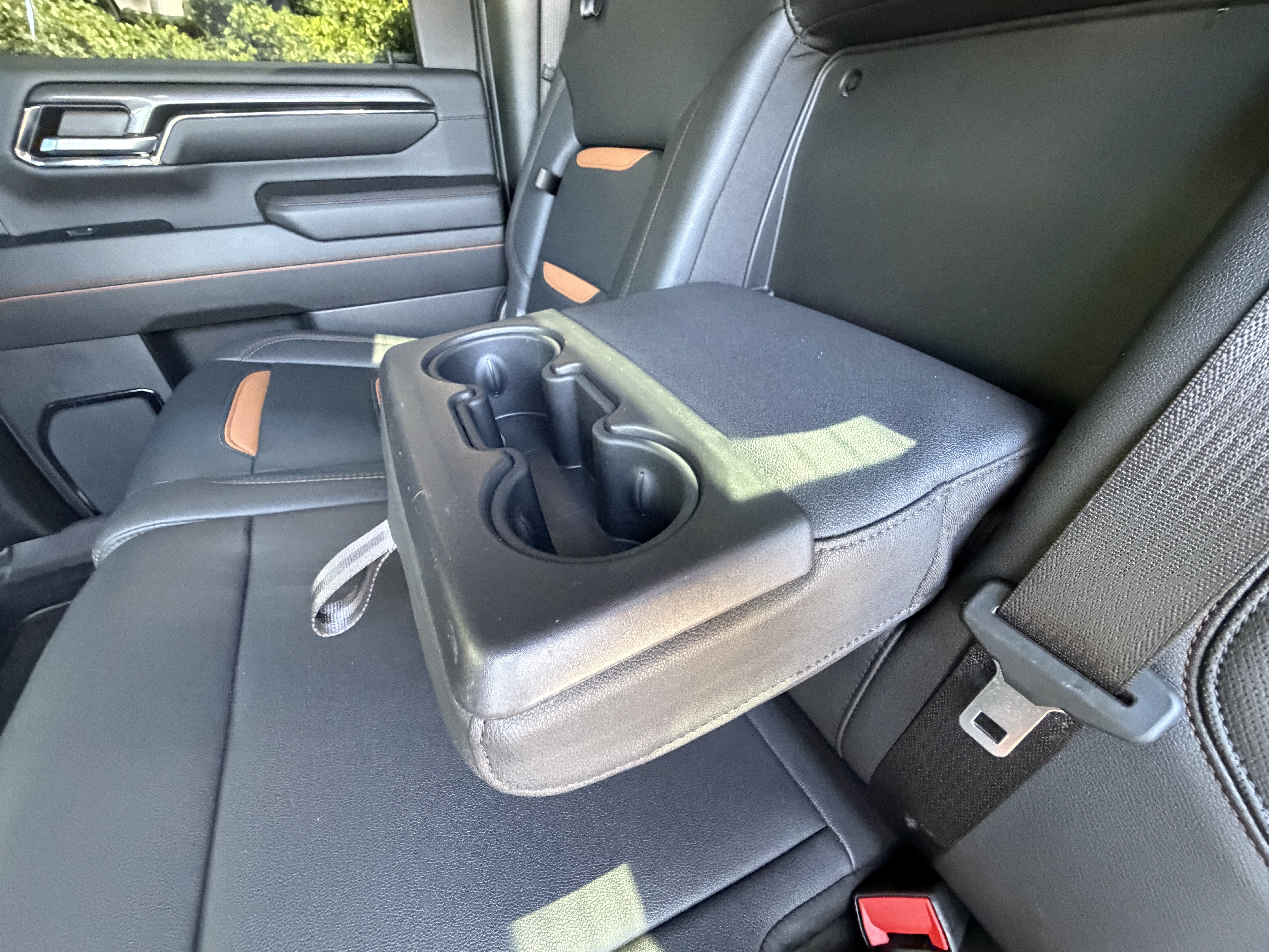 Used 2024 GMC Sierra 2500 AT4 w/ AT4 Premium Plus Package AWD/4WD image 19