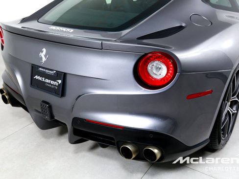 Used 2016 Ferrari F12 Berlinetta RWD image 34