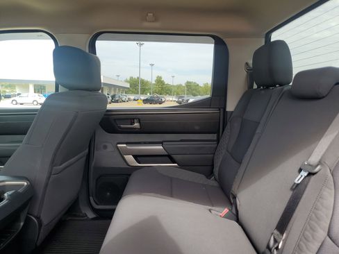 Used 2022 Toyota Tundra SR5 image 31