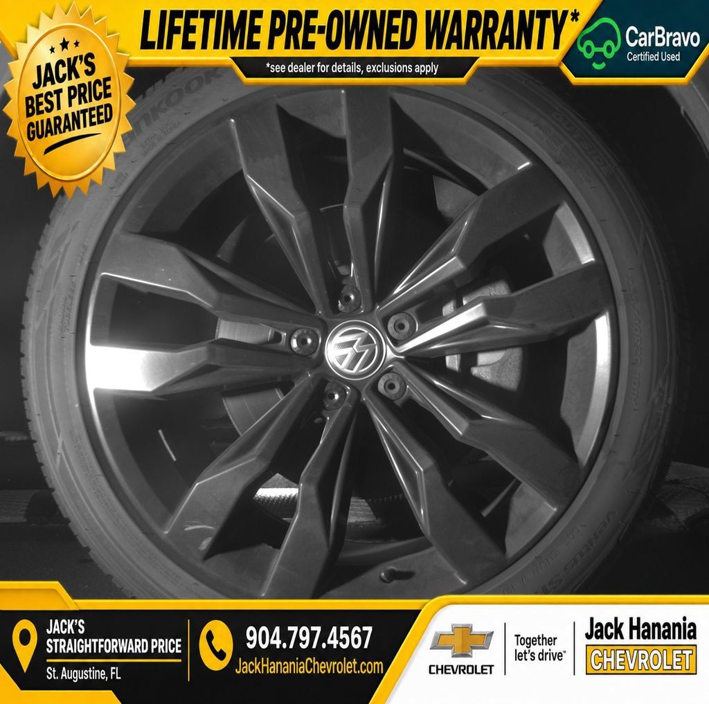 Used 2020 Volkswagen Tiguan SE R-Line AWD/4WD image 23