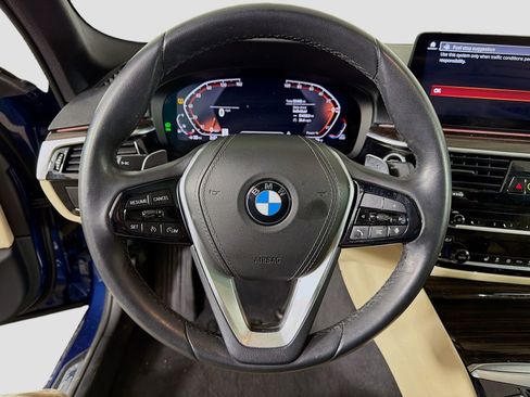Used 2023 BMW 540i xDrive w/ Executive Package image 13