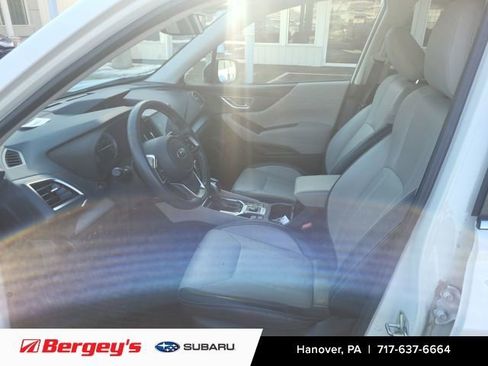 Used 2019 Subaru Forester Limited image 8