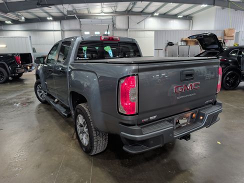 Used 2022 GMC Canyon AT4 w/ Trailering Package AWD/4WD image 4