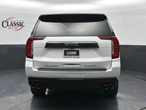 Used 2023 GMC Yukon Denali Ultimate image 8