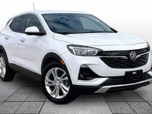 Used 2020 Buick Encore GX Preferred w/ Cold Weather Comfort Package FWD image 2
