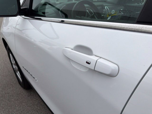 Used 2024 Chevrolet Equinox LT AWD/4WD image 25