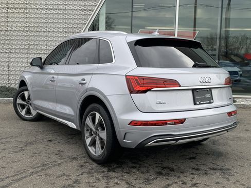 Certified 2022 Audi Q5 2.0T Premium Plus w/ Premium Plus Package image 3